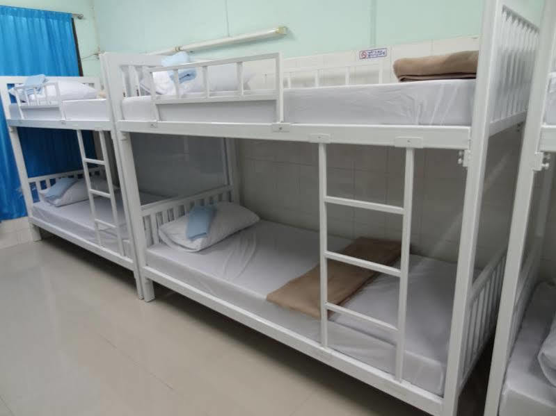 Khaosan River Inn Hostel Bangkok Exterior photo